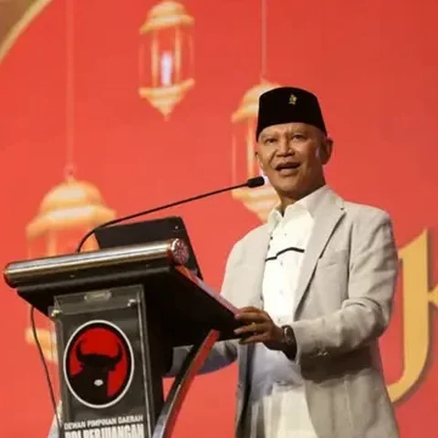 Ketua DPD PDI Perjuangan Jawa Timur, Said Abdullah dalam acara Halal Bihalal DPD PDI Perjuangan Jawa Timur di Surabaya, Minggu (12/4/2026).