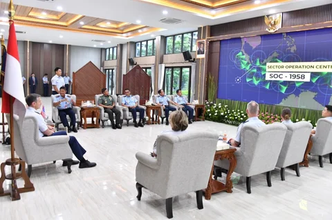 Pangkoopsudnas Dampingi Wakasau Terima Kunjungan Kehormatan US COMPACAF
