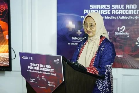 Direktur Utama Telkom Dian Siswarini memberikan sambutan pada acara SPA signing ceremony yang berlangsung di Jakarta (3/6).