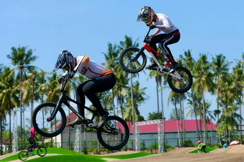 Banyuwangi BMX Supercross Diminati Pembalap Dalam dan Luar Negeri