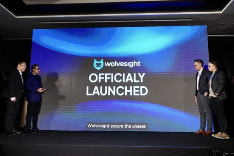 Menekraf Teuku Riefky Harsya menghadiri peluncuran Wolvesight