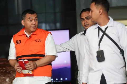 Mantan Wakil Menteri Imigrasi dan Pemasyarakatan (Imipas), Silmy Karim, usai menjalani pemeriksaan di Gedung Merah Putih Komisi Pemberantasan Korupsi (KPK), Senin (8/6/2026).