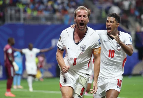 Pemain Inggis Harry Kane merayakan gol pertama timnya bersama rekan setimnya Jude Bellingham selama pertandingan babak 32 Besar Piala Dunia FIFA 2026 antara Inggris dan Kongo DR di Stadion Atlanta,  Georgia, Rabu, (01/07/2026).