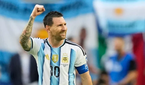 Pemain Argentina Lionel Messi merayakan gol pembuka timnya melawan Tanjung Verde selama pertandingan sepak bola babak 32 besar Piala Dunia di Miami Gardens, Florida, Jumat, (03/07/2026).