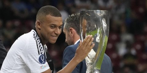 Kylian Mbappe di Piala Super Eropa 2024: Debut Pertama, Gol Pertama, dan Gelar Pertama