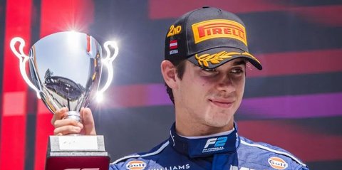 Franco Colapinto, pembalap junior dari tim Williams, secara tiba-tiba mengambil alih posisi Logan Sargeant untuk sisa musim Formula 1 2024.