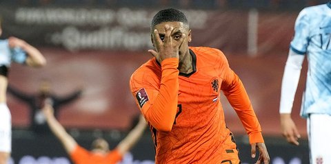 Ronald Koeman memutuskan untuk mengeluarkan Steven Bergwijn dari skuad Timnas Belanda, yang kini sudah tidak menerima pemain baru.