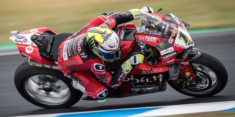 Jadwal Penuh WorldSBK Prancis 2024 akan berlangsung di Sirkuit Magny-Cours pada tanggal 6 hingga 8 September 2024.