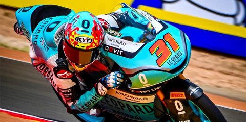 Latihan pertama Moto3 San Marino 2024: Adrian Fernandez catat waktu tercepat, mengungguli Jose Antonio Rueda.