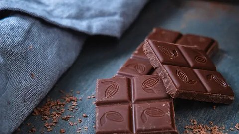 Gara-gara Menerima Cokelat Seharga Rp13 Ribu dari Siswa, Kepala Sekolah TK Ini Dipecat