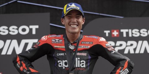 Kocak! Pembalap Aprilia Racing Aleix Espargaro Dapat Julukan 'Pak RT' dari Fans MotoGP di Indonesia, Ternyata ini Alasannya