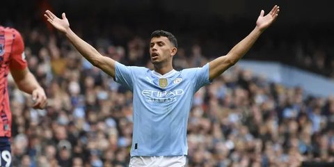 Duh! Jarang Bermain di Man City, Sosok Pemain ini Malah Ditangkap karena Diduga Mencuri Ponsel di Sebuah Klub Malam