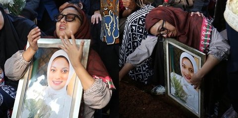 8 Foto Chiki Fawzi Putri Marissa Haque Menyampaikan Harapan Ibu yang Belum Terpenuhi, Mengungkapkan Tanda Sebelum Kepergian