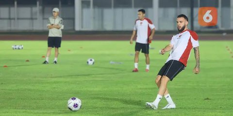 Reaksi Calvin Verdonk Ditanya Wartawan soal Bahrain Pernah Bantai Indonesia 0-10: Senyumin Saja