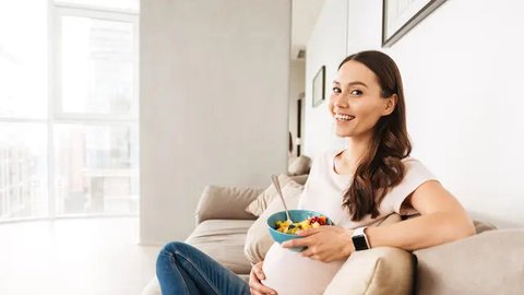 4 Pilihan Menu Makan Siang untuk Ibu Hamil yang Bebas Kolesterol dan Kaya Nutrisi