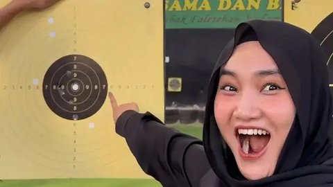 Fatin Shidqia Tekuni Olahraga Menembak, Awalnya Penasaran Kini Ketagihan