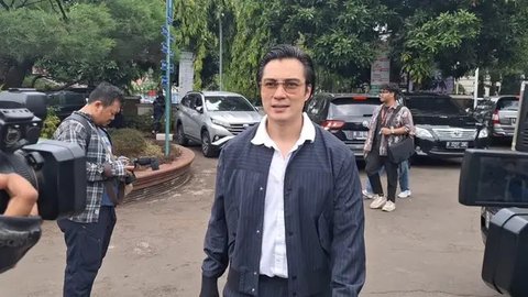 7 Bulan Tinggal Terpisah, Begini Reaksi Baim Wong dan Paula Verhoeven saat Sidang Perceraian Perdana