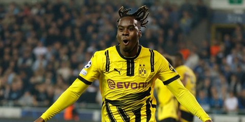 Chelsea Bersaing dengan Liverpool untuk Dapatkan Winger Borussia Dortmund, ini Sosoknya