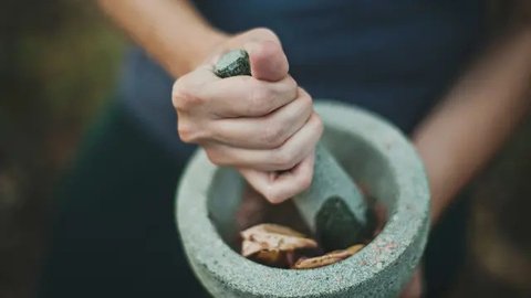 Metode Sederhana untuk Menikmati Jamu Dingin Penurun Kolesterol di Rumah