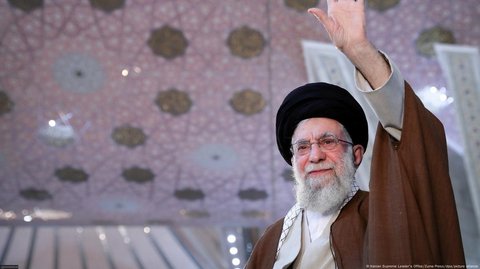 Khamenei Tegas Ancam Israel & Amerika, Iran Siap Beri Balasan yang Menghancurkan