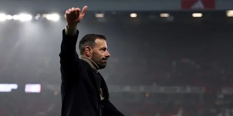 Ruud van Nistelrooy jadi Kandidat Manajer di 3 Klub Premier League ini usai Didepak MU