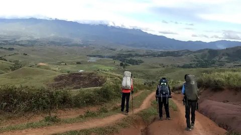 Mengenal Gunung Kambuno di Sulawesi, Disebut Gunung dengan Pendakian Tersulit dan Menantang