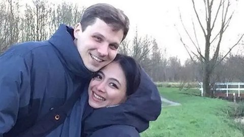 6 Foto Romantis dan Mesra Nadia Vega dengan Mantan Suami Bulenya yang Kini Tinggal Kenangan