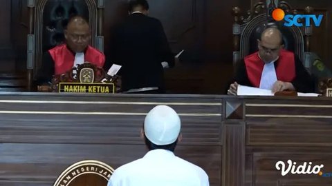 Ratu Ngebor Ikhlas Terima Vonis Mantan OB: 