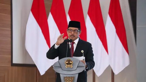 Upah Minimum Kabupaten/Kota (UMK) Semarang 2025 menjadi yang tertinggi di Jawa Tengah.