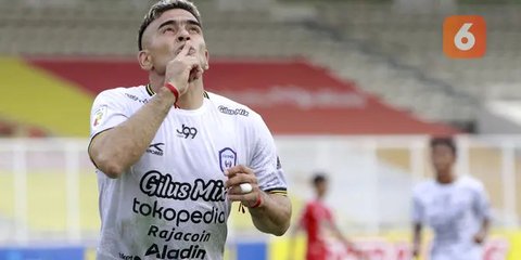 Cristian Gonzales Ajukan Diri Jadi Pelatih Striker Timnas Indonesia