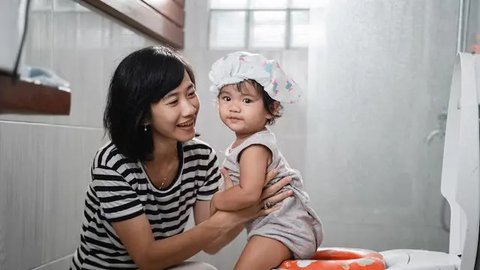 Ini Tanda-tanda Anak Siap untuk Mulai Melakukan Toilet Training yang Perlu Diketahui Orangtua