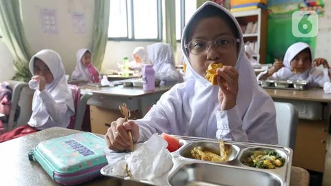 Berikut Menu Makan Bergizi Gratis: Ada Unsur Daging, Sayur dan Buah