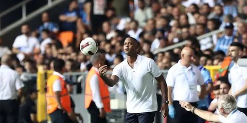 Media Curacao Ungkap Taktik Aneh Patrick Kluivert: Mengubah Formasi Setiap Pertandingan Bikin Pemain Bingung