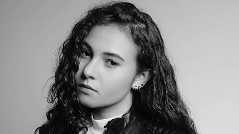 Kondisi Terkini Artis FTV Larasati Nugroho Usai Alami Kecelakaan Mobil hingga Terbalik di Jakarta Selatan