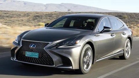 Tak Laku, Lexus Resmi Hentikan Produksi Mobil Mewah Ini