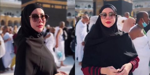 Makin Cantik dengan Gamis dan Hijab Syari, Penampilan Anggun Aura Kasih saat Sedang Umrah