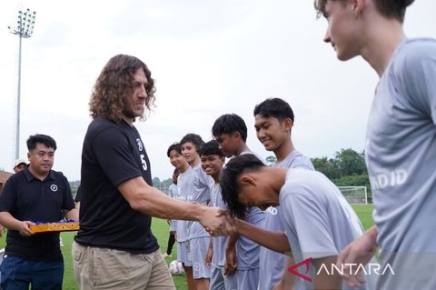 Puyol Pantau 11 Pemain Muda Indonesia, Mimpi Jadi Bintang Sepak Bola Terpacu