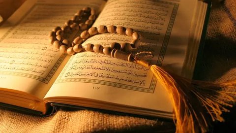 Ternyata Ini Manfaat Mendengarkan Al-Qur'an saat Tidur, Sudah  Dibuktikan Oleh Ahli