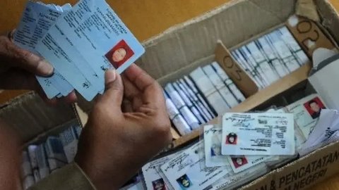 Tak Perlu ke Kantor Dukcapil, Cek NIK dan Unduh KK Kini Bisa Dilakukan Online