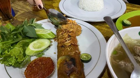Mencicipi Lezatnya Sate Bandeng, Makanan Khas Banten yang Sangat Menggugah Selera