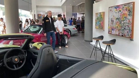 Porsche Classic Art Week 2025: Integrasikan Mobil Klasik Dengan Karya Seni Kontemporer