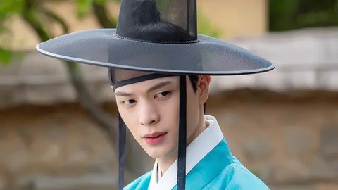 Rekomendasi 5 Drakor Yook Sung Jae, Banyak yang Bergenre Fantasi termasuk The Haunted Palace