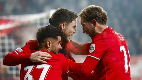Tanpa Hilgers, Twente Tetap Menang 3-2 atas NEC Nijmegen di Play-off Eropa Eredivisie