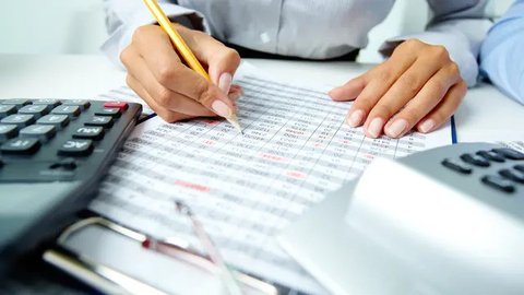 Panduan Keuangan untuk Gen Z, Begini Cara Atur Anggaran untuk Belanja dan Investasi