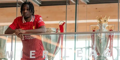 Komentar Rio Ferdinand usai Jeremie Frimpong ke Liverpool, Sebut Lebih Cocok di MU Bersama Ruben Amorim