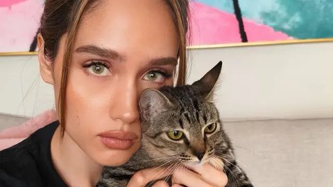 Kritik Pedas Cinta Laura Soal Tambang Nikel di Raja Ampat: Tanah dan Laut Bukan Dagangan Buat Dieskploitasi!