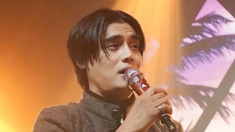 Reaksi Denny Chasmala Ketika Rhoma Irama dan Charly Van Houten Kompak Gratiskan Lagu Ciptaannya Dinyanyikan Penyanyi Lain