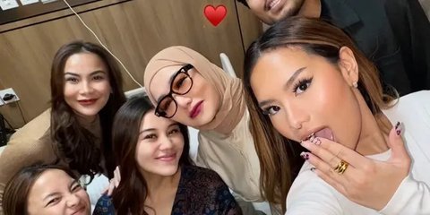 Potret Outfit Keluarga Besar Thariq Halilintar saat Temani Aaliyah Massaid Lahiran di Rumah Sakit, Ada Reza Artamevia hingga Geni Faruk