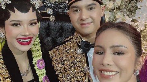 6 Potret Momo eks Geisha di Acara Ngunduh Mantu Al Ghazali dan Alyssa, Penampilannya Manglingi
