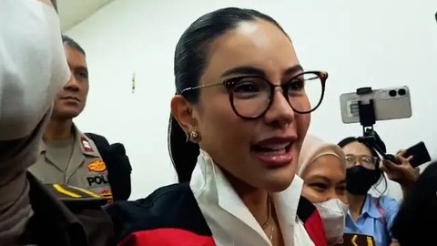 Nikita Mirzani Ungkap Keberatannya dengan Dakwaan JPU Usai Jalani Sidang, Begini Alasannya